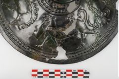 Foto von Bronzedeckel (NHMW-PRAE-025816)